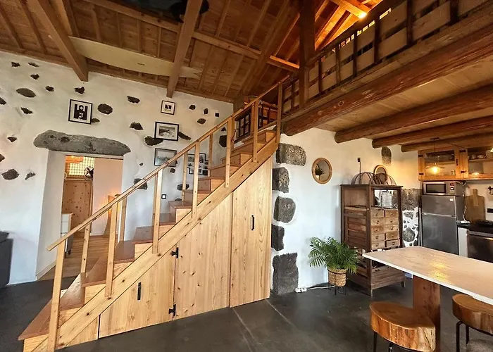 Casa Graceland Praia da Graciosa